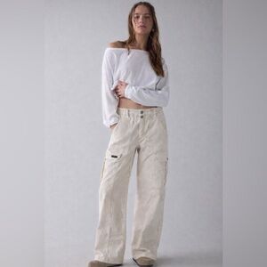 Urban Outfitters BDG Blaine High-Waist Relaxed Skate Cargo Pants Cream 25